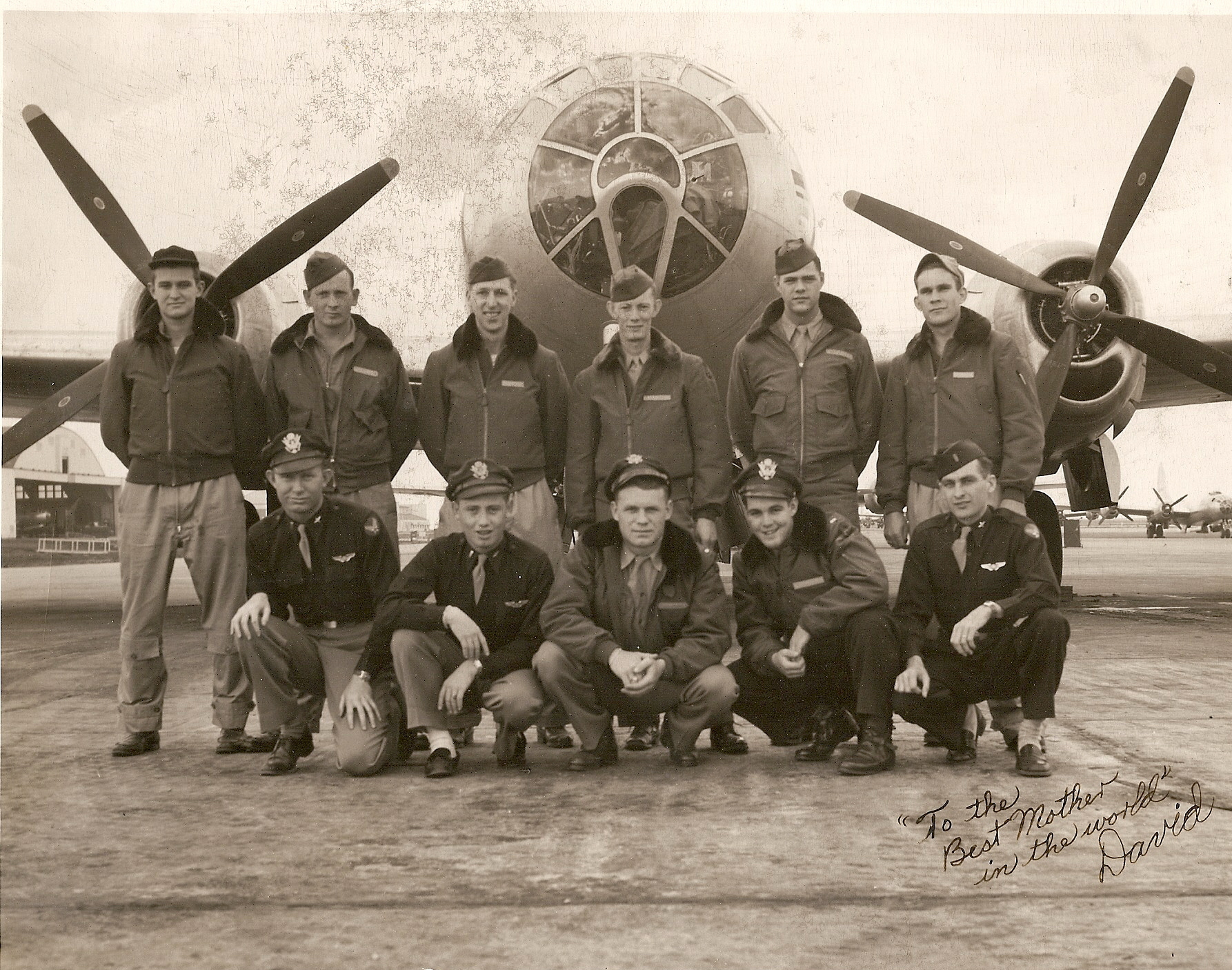 Crew 26, 61st Squadron - 39th Bomb Group (VH)